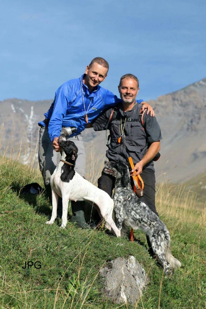 Des Sommets Alpins - ITA ET HARIA A LOLO LES 2 CAC 